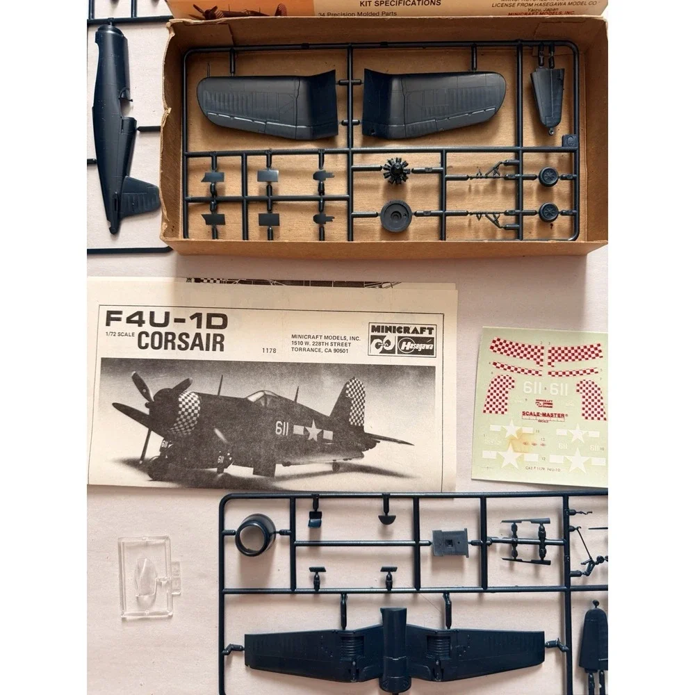 Vintage Minicraft Hasegawa 1/72 F4U-1D Corsair Model Kit #1178 • Open Box